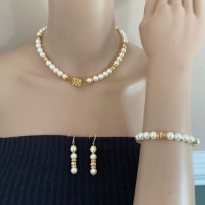 Vintage jewelry set